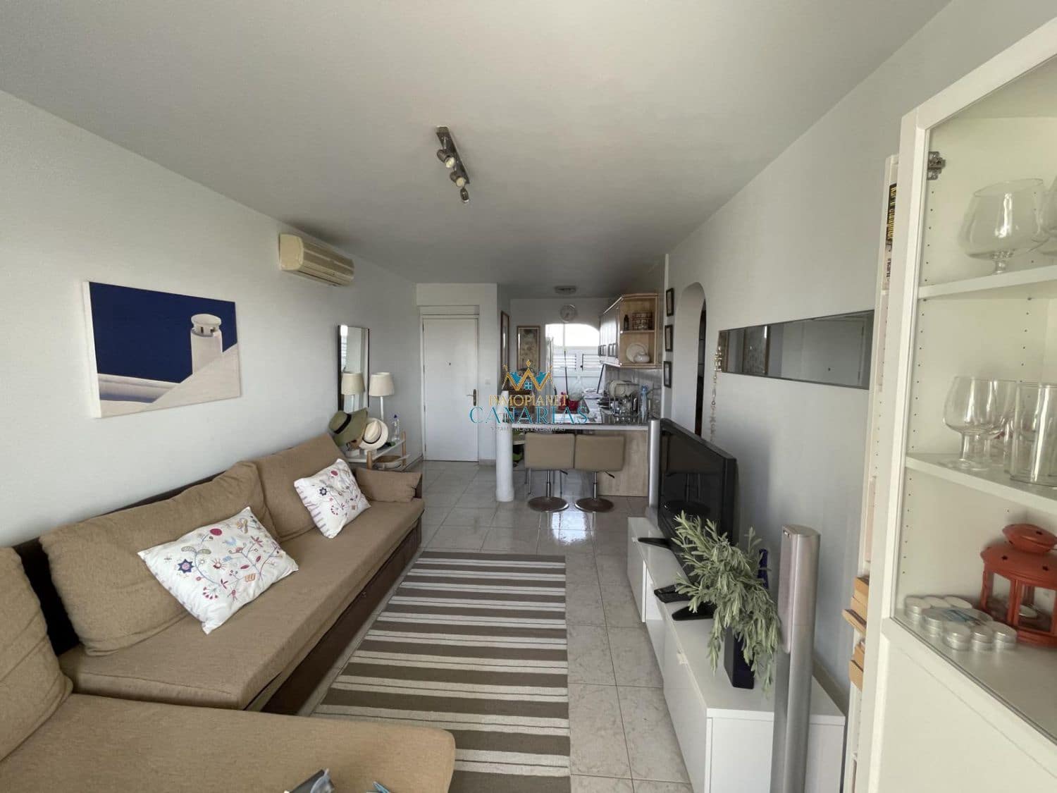 2 slaapkamer Appartement te huur in San Bartolome de Tirajana - € 1.400 (Ref: 9615217)