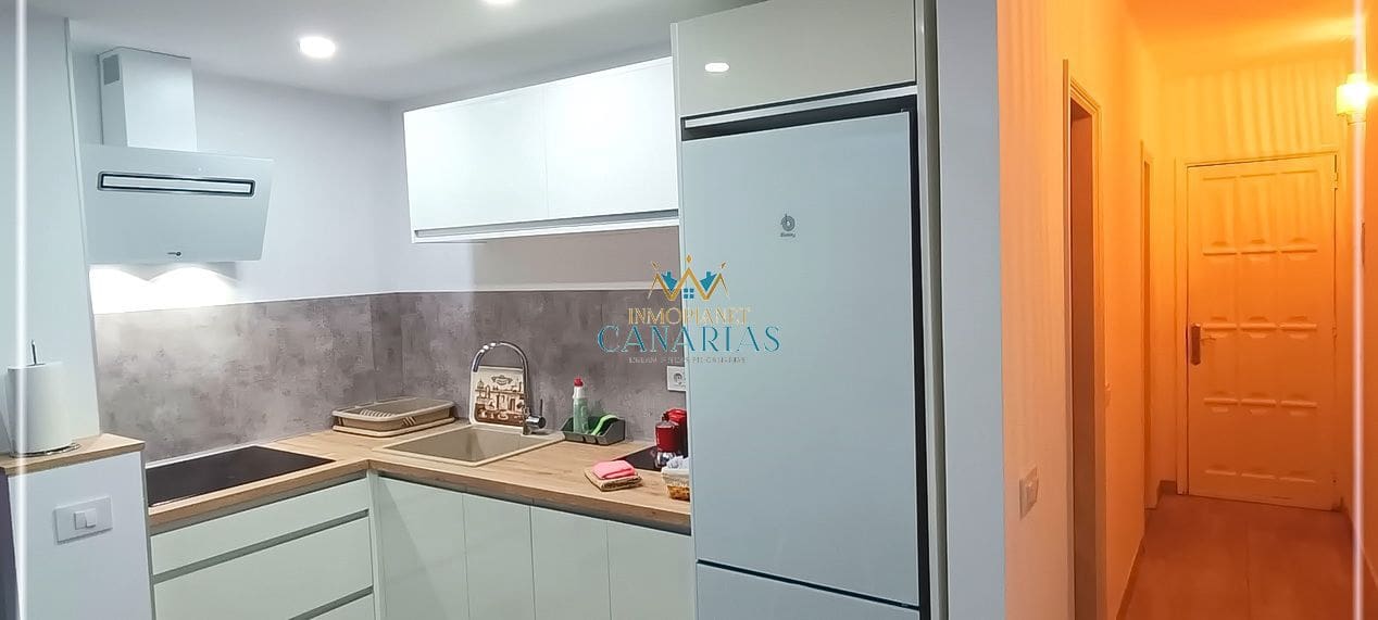 1 makuuhuone Huoneisto vuokrattavana paikassa Playa del Aguila - 1 300 € (Ref: 9651294)