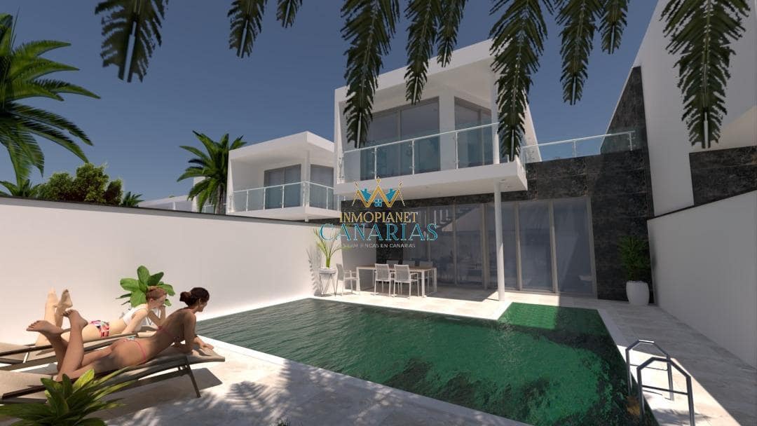 2 bedroom Villa for sale in La Oliva - € 454,000 (Ref: 9735313)