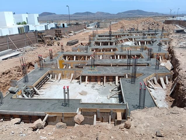 2 Zimmer Villa zu verkaufen in La Oliva - 454.000 € (Ref: 9735313)