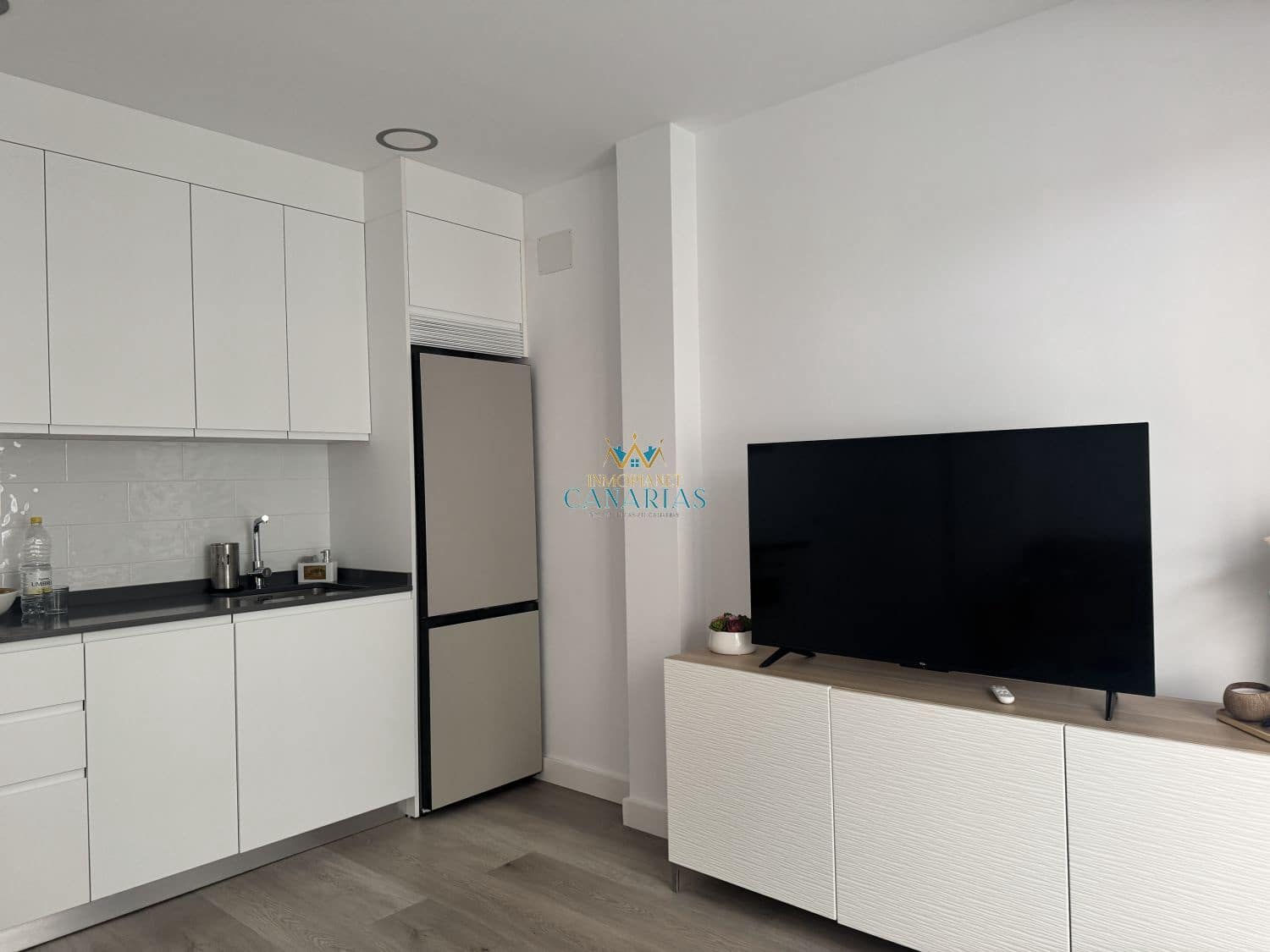 1 soveværelse Lejlighed til leje i Las Palmas de Gran Canaria - € 1.200 (Ref: 9751597)