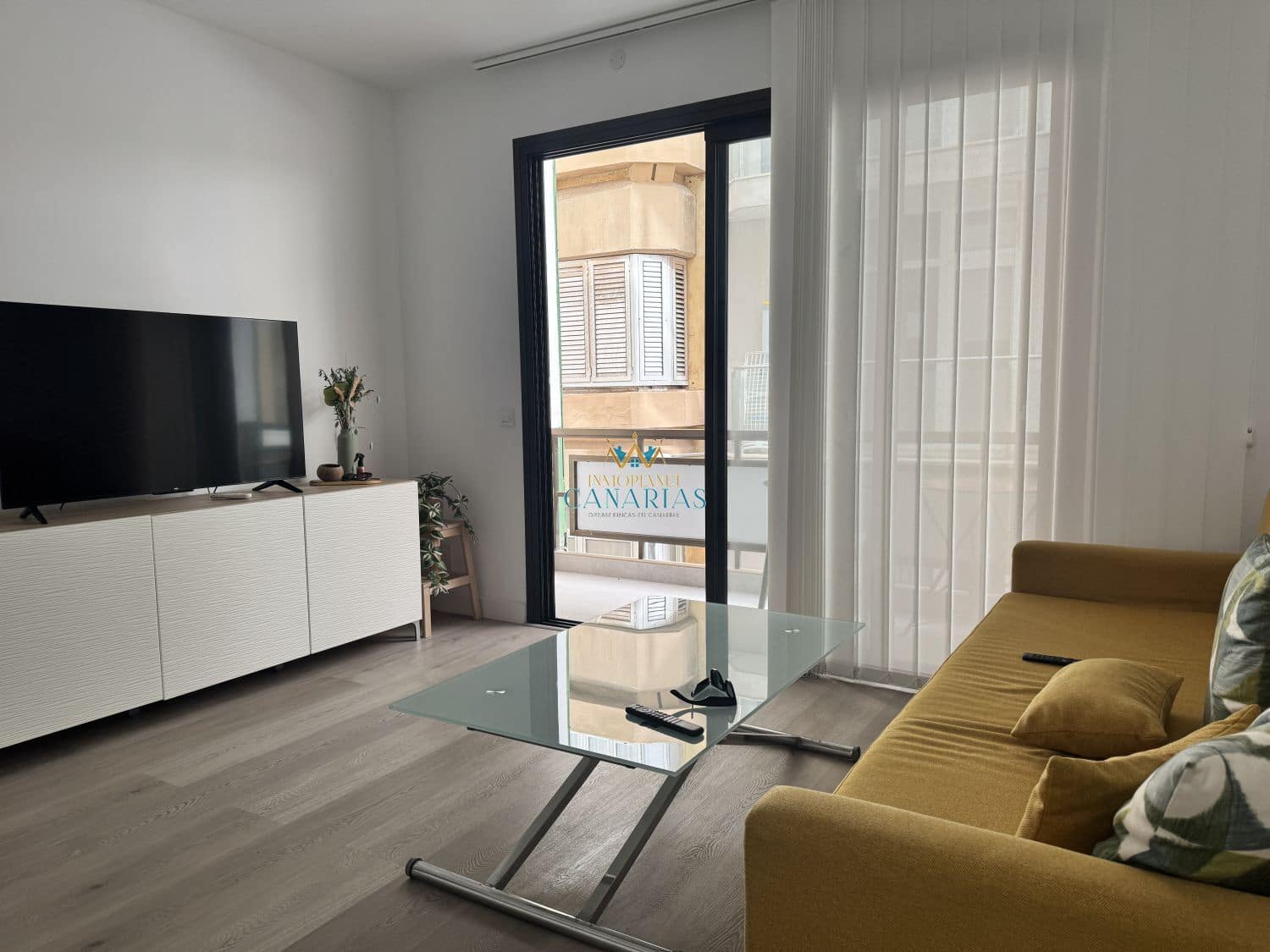 1 soveværelse Lejlighed til leje i Las Palmas de Gran Canaria - € 1.200 (Ref: 9751597)