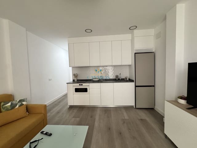 1 soveværelse Lejlighed til leje i Centro, Las Palmas de Gran Canaria - € 1.200 (Ref: 9751597)