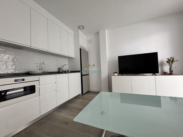 1 soveværelse Lejlighed til leje i Centro, Las Palmas de Gran Canaria - € 1.200 (Ref: 9751597)