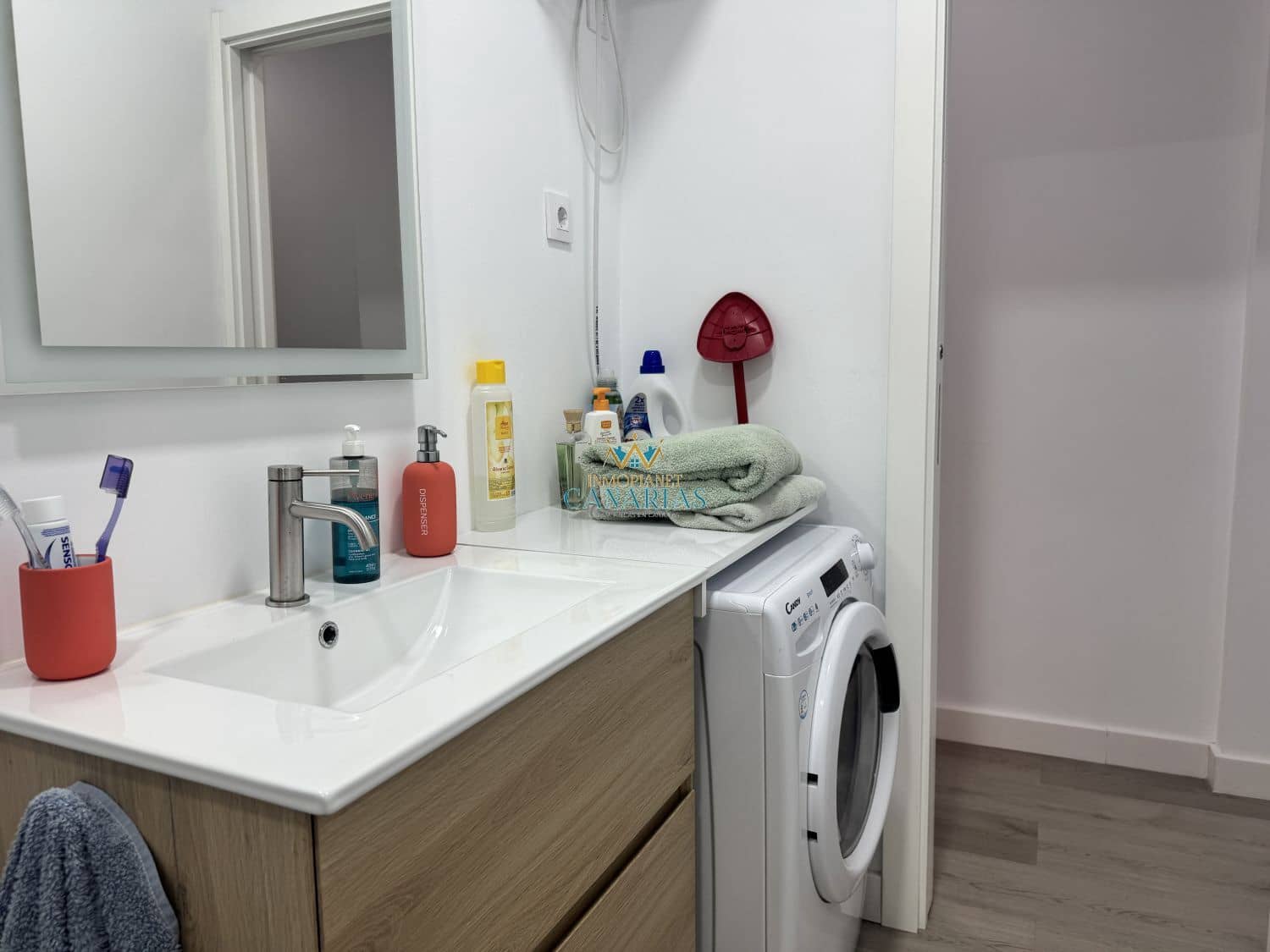 1 soverom Leilighet til leie i Las Palmas de Gran Canaria - € 1 200 (Ref: 9751597)