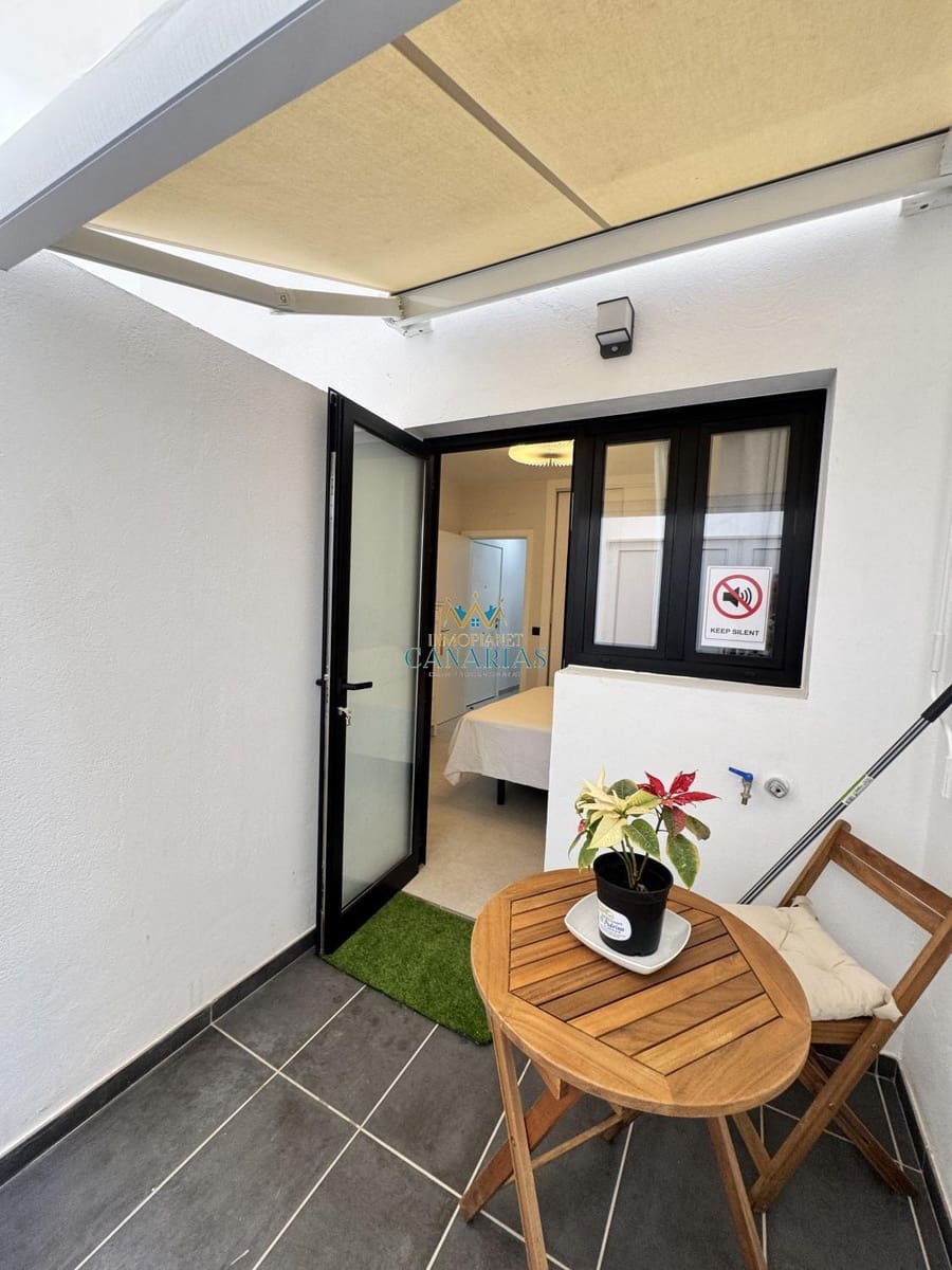 1 soveværelse Lejlighed til leje i Las Palmas de Gran Canaria - € 1.300 (Ref: 9751598)
