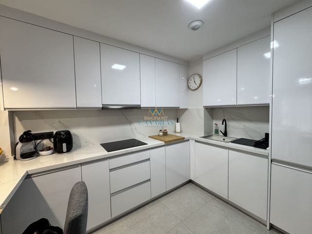 1 soveværelse Lejlighed til leje i Centro, Las Palmas de Gran Canaria - € 1.300 (Ref: 9751598)