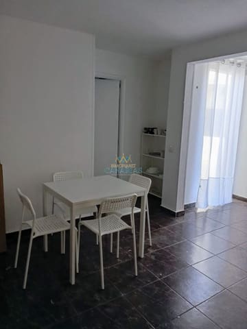 1 slaapkamer Appartement te huur in San Bartolomé de Tirajana - € 950 (Ref: 9796193)