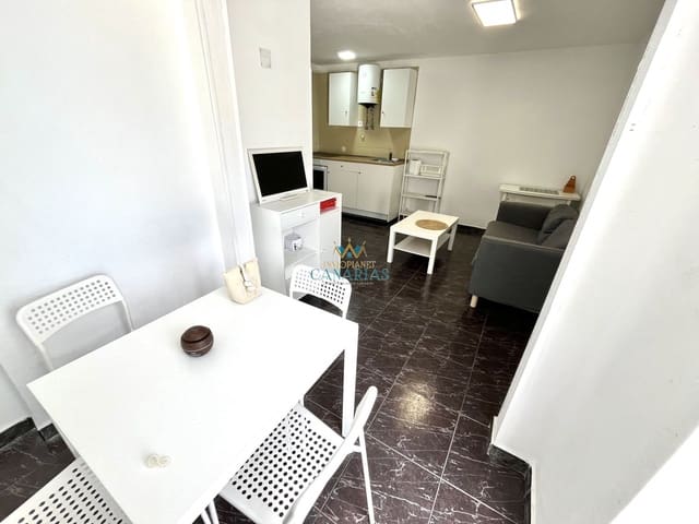 Appartement de 1 chambre à louer à San Bartolomé de Tirajana - 950 € (Ref: 9796193)