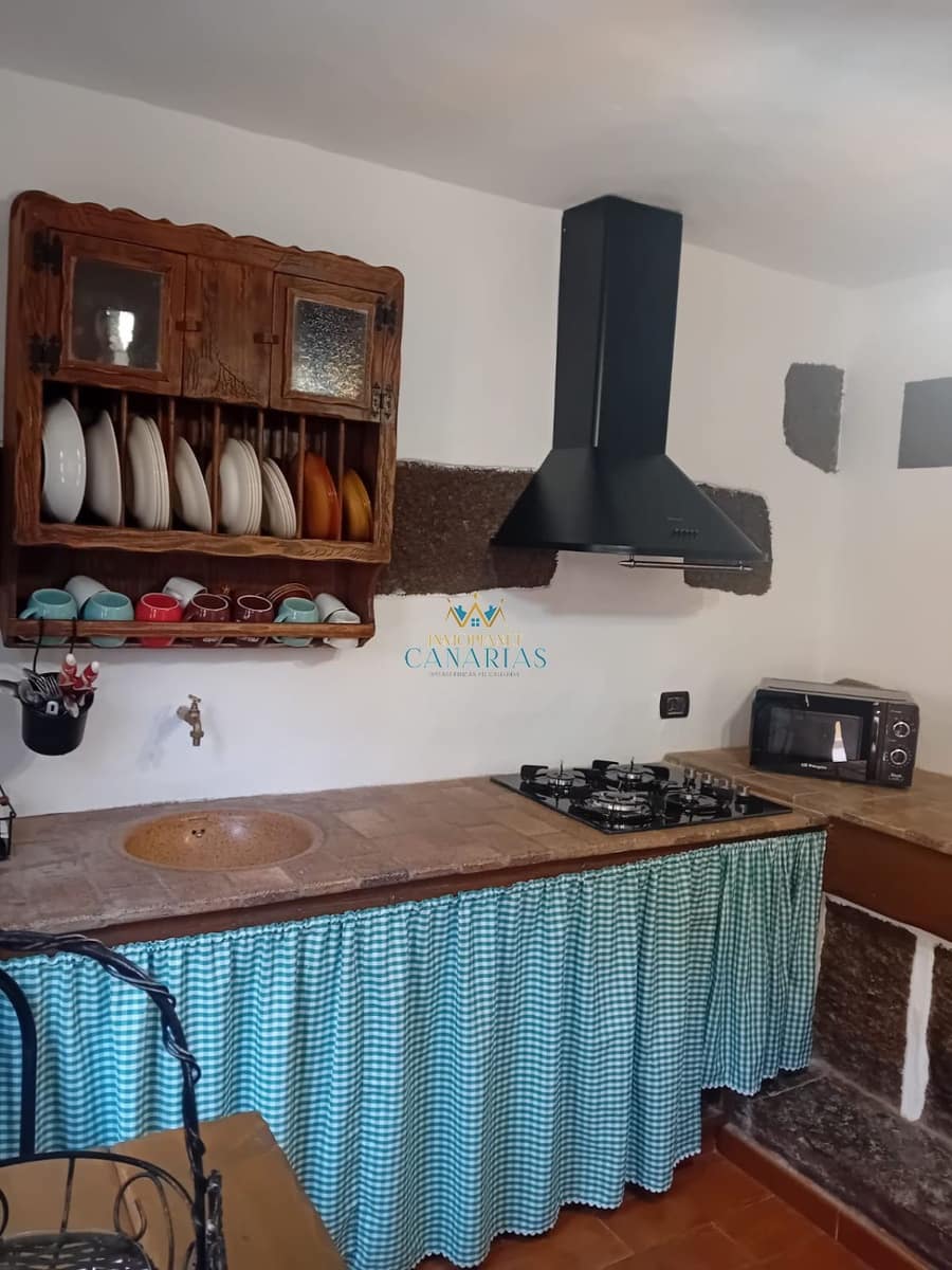 2 makuuhuone Omakotitalo vuokrattavana paikassa Galdar mukana uima-altaan - 1 000 € (Ref: 9817802)