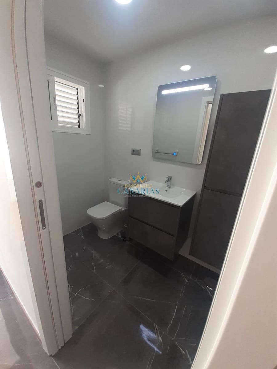 Apartamento de 1 habitación en San Bartolomé de Tirajana en alquiler - 1.200 € (Ref: 9838995)