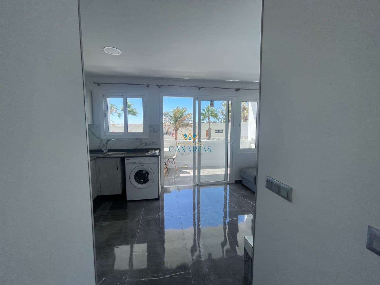 Apartamento de 1 habitación en San Bartolomé de Tirajana en alquiler - 1.200 € (Ref: 9838995)