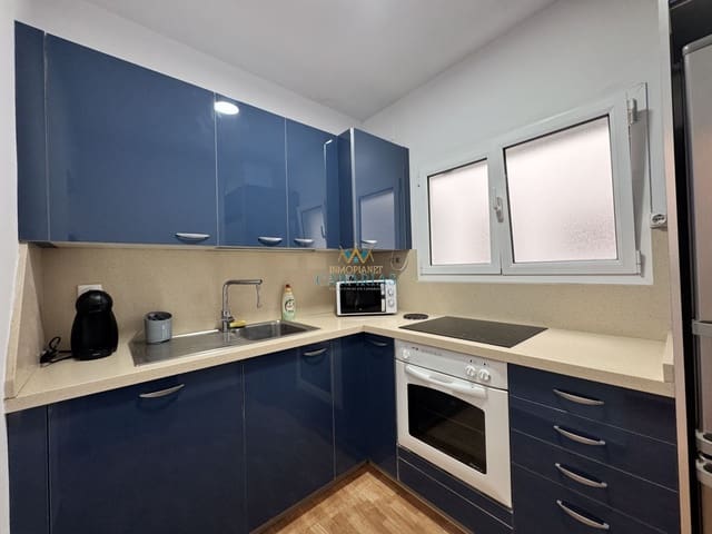 Appartement de 2 chambres à louer à Playa de Melenara, Telde - 1 300 € (Ref: 9884217)