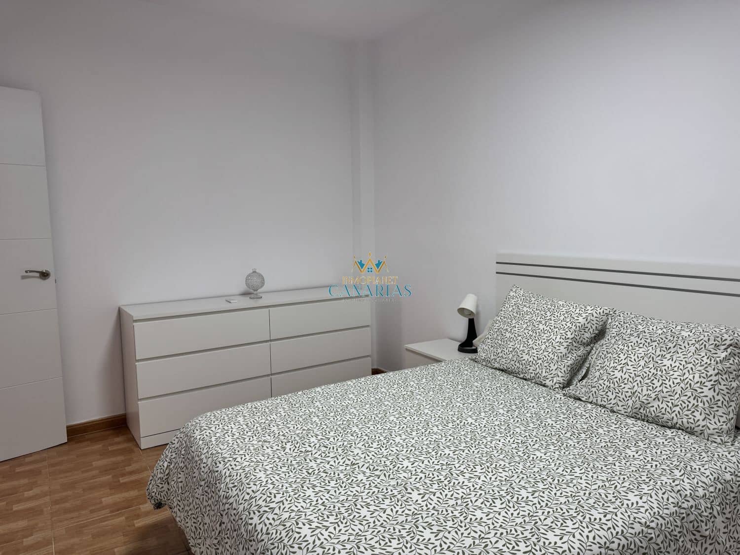 2 slaapkamer Flat te huur in Playa de Melenara - € 1.300 (Ref: 9884217)