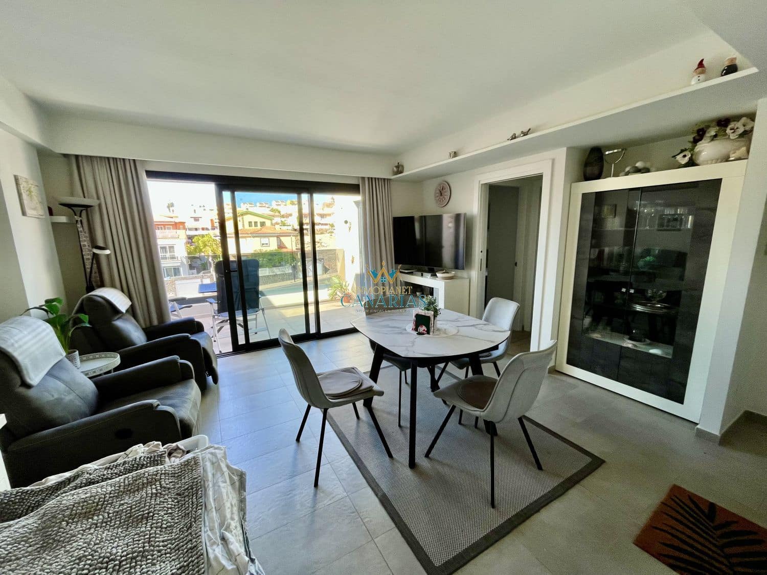 2 sovrum Lägenhet att hyra i Mogan med pool garage - 1 500 € (Ref: 9900364)