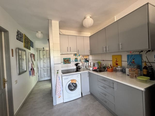 1 chambre Appartement à vendre à Playa del Inglés, San Bartolomé de Tirajana - 135 000 € (Ref: 9916521)