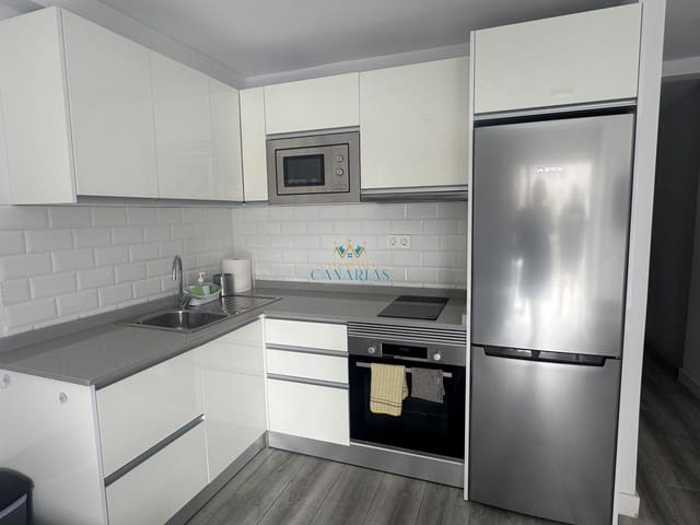 1 slaapkamer Appartement te huur in Playa del Inglés, San Bartolomé de Tirajana met zwembad - € 900 (Ref: 9916522)