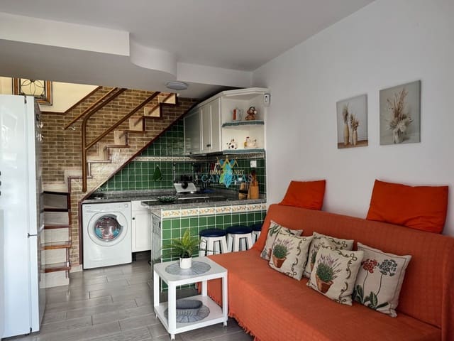 1 quarto Apartamento para arrendar em Campo Internacional, San Bartolomé de Tirajana com piscina - 850 € (Ref: 9937632)