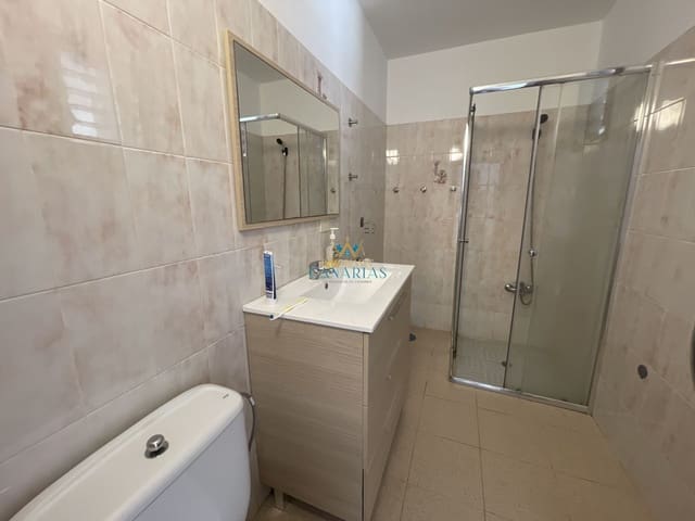 3 chambre Appartement à vendre à Gáldar avec garage - 199 000 € (Ref: 9937634)