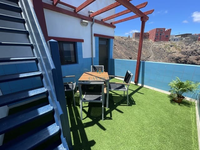 3 chambre Appartement à vendre à Gáldar avec garage - 199 000 € (Ref: 9937634)
