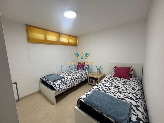 Appartement de 1 chambre à louer à San Bartolome de Tirajana - 1 100 € (Ref: 9990315)