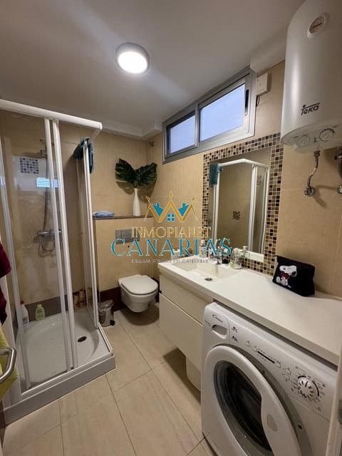 Appartement de 1 chambre à louer à San Bartolome de Tirajana - 1 100 € (Ref: 9990315)