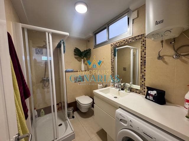 Appartement de 1 chambre à louer à San Bartolome de Tirajana - 1 100 € (Ref: 9990315)