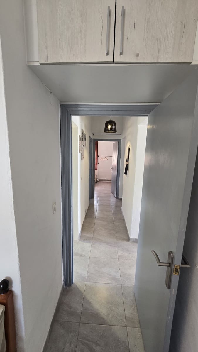 4 sypialnia Finka/Dom wiejski na sprzedaż w Sax z basenem garażem - 275 000 € (Ref: 10038936)