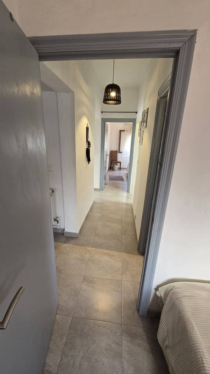 4 sypialnia Finka/Dom wiejski na sprzedaż w Sax z basenem garażem - 275 000 € (Ref: 10038936)