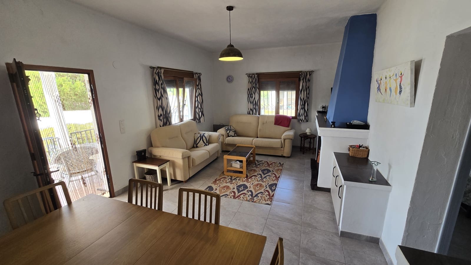 4 sypialnia Finka/Dom wiejski na sprzedaż w Sax z basenem garażem - 275 000 € (Ref: 10038936)