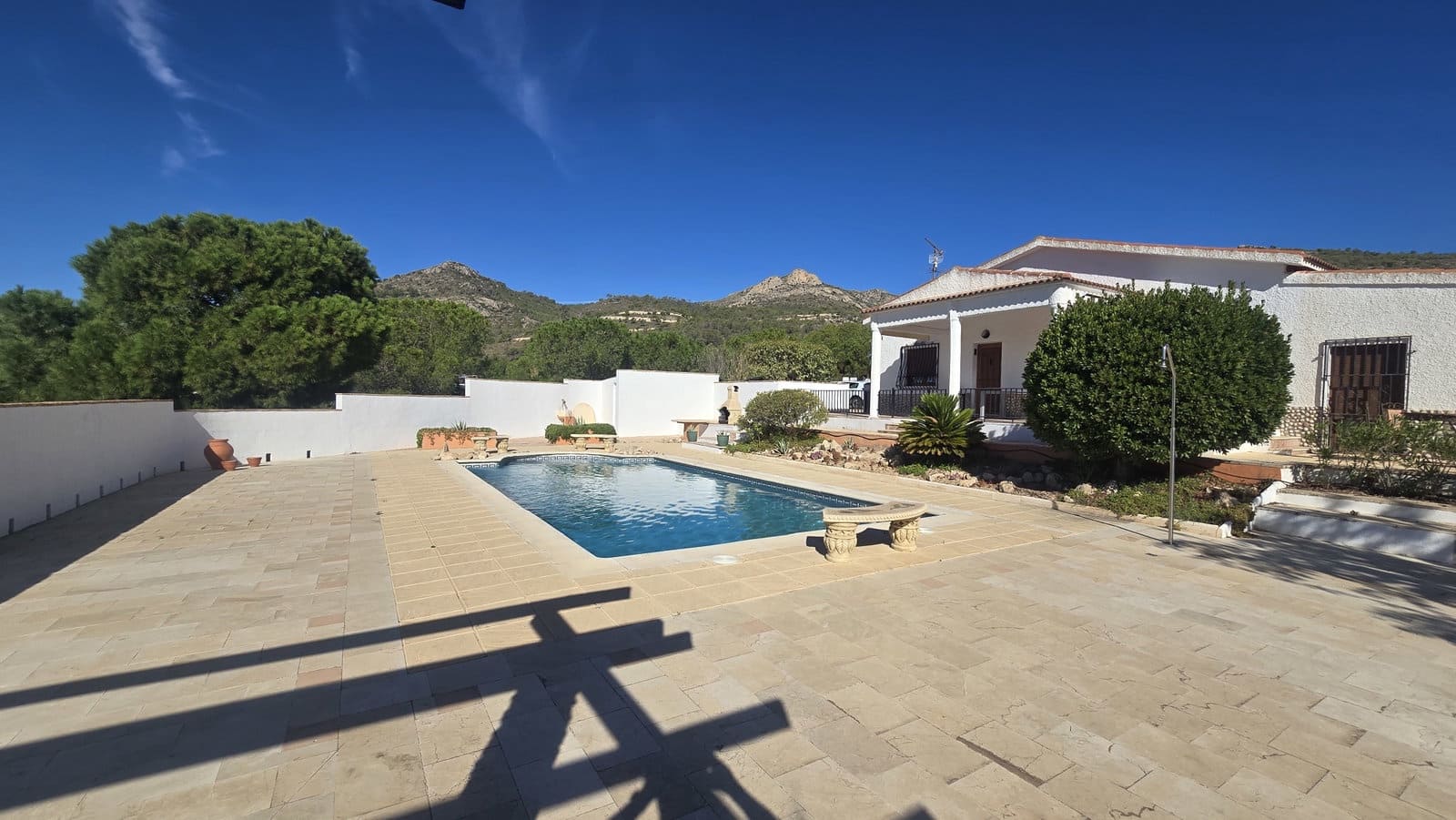 4 bedroom Finca/Country House for sale in Sax with pool garage - € 275,000 (Ref: 10038936)