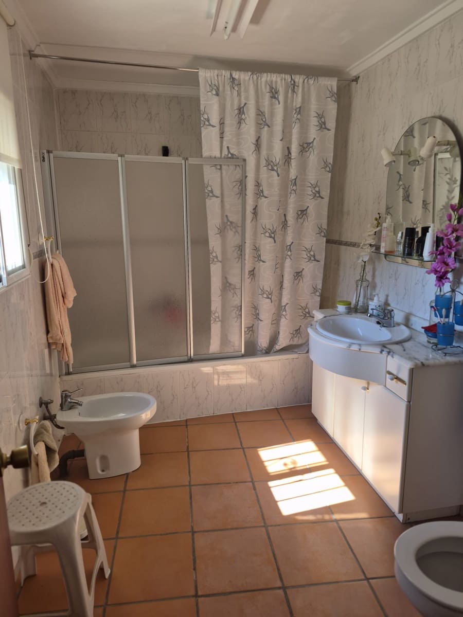 5 slaapkamer Finca/Landhuis te koop in Monovar / Monover met zwembad garage - € 180.000 (Ref: 10117471)