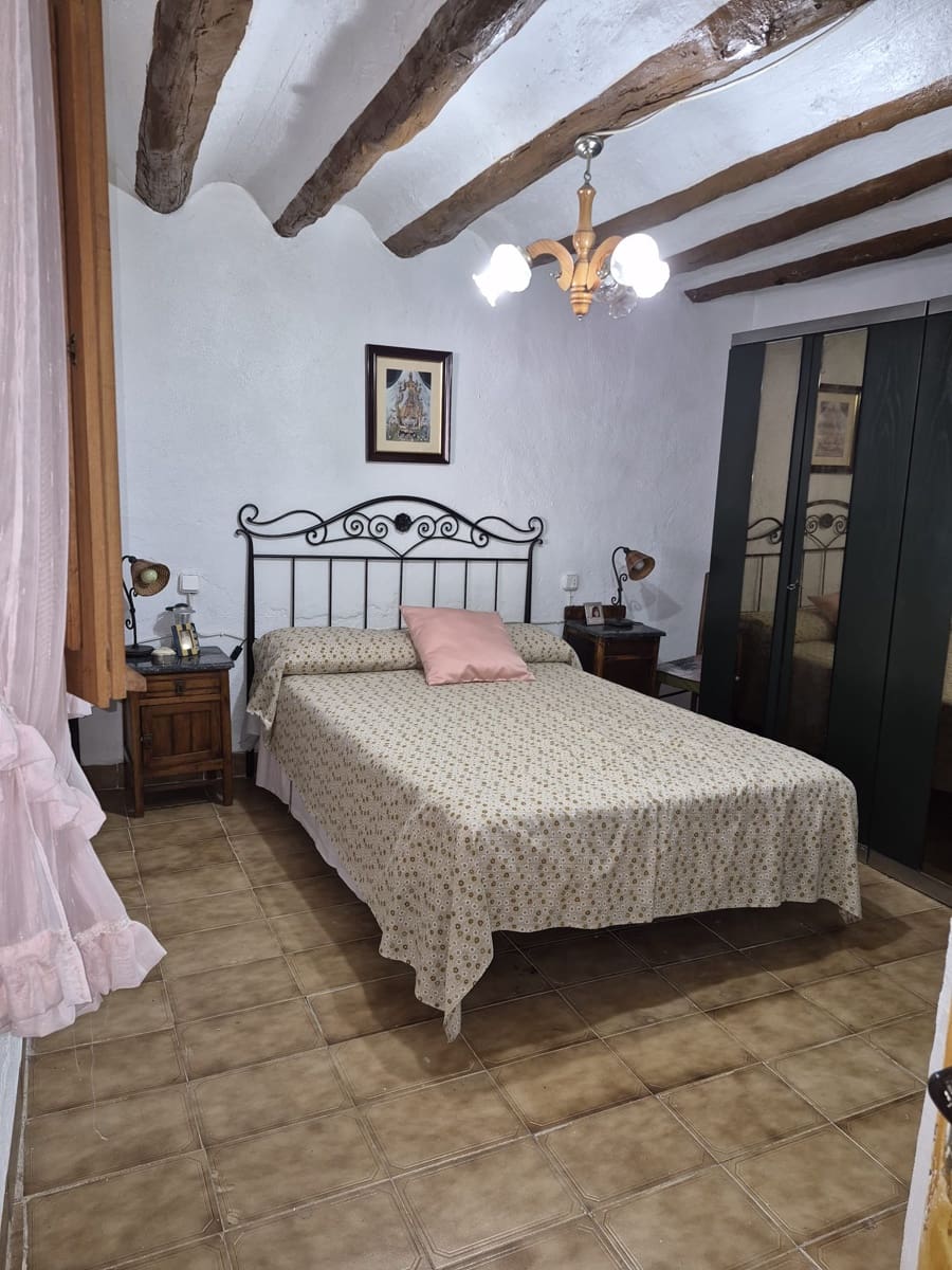5 slaapkamer Finca/Landhuis te koop in Monovar / Monover met zwembad garage - € 180.000 (Ref: 10117471)