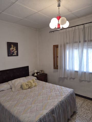 5 slaapkamer Finca/Landhuis te koop in Monóvar / Monóver met zwembad garage - € 180.000 (Ref: 10117471)