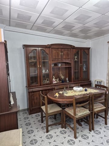5 slaapkamer Finca/Landhuis te koop in Monóvar / Monóver met zwembad garage - € 180.000 (Ref: 10117471)