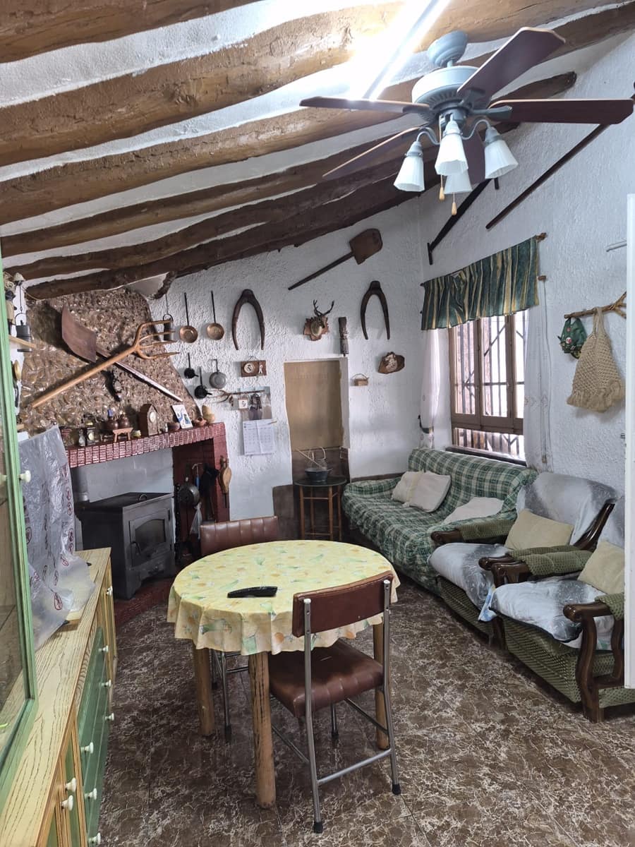 5 slaapkamer Finca/Landhuis te koop in Monovar / Monover met zwembad garage - € 180.000 (Ref: 10117471)
