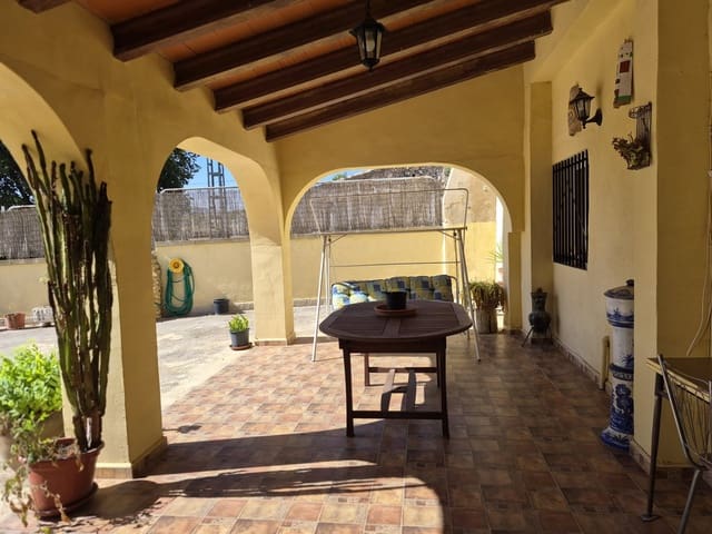 5 slaapkamer Finca/Landhuis te koop in Monóvar / Monóver met zwembad garage - € 180.000 (Ref: 10117471)