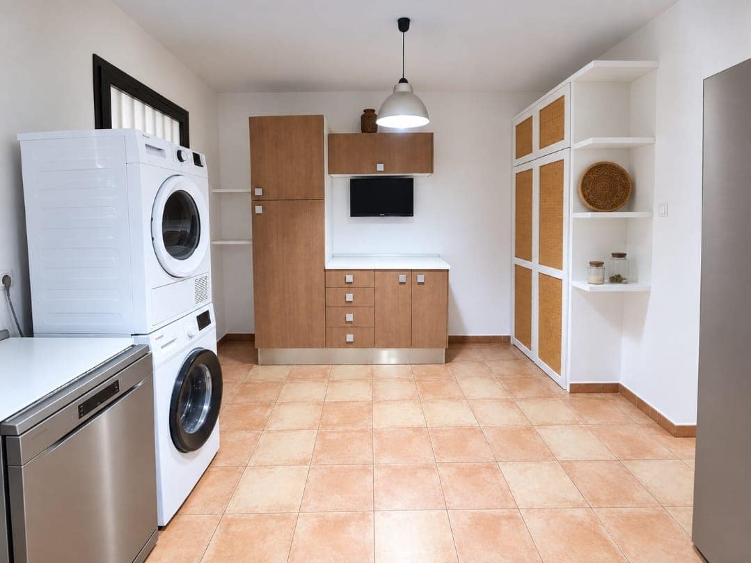 2 bedroom Finca/Country House for sale in Sax with pool garage - € 245,000 (Ref: 10134977)