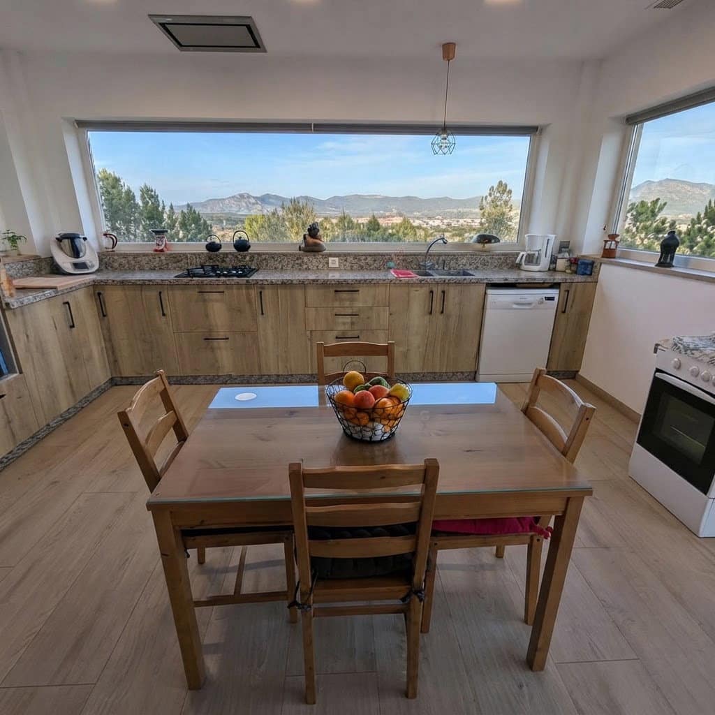 4 bedroom Finca/Country House for sale in Sax with garage - € 370,000 (Ref: 10138774)