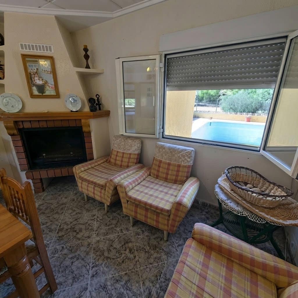 3 bedroom Finca/Country House for sale in Sax with pool garage - € 197,000 (Ref: 10138775)