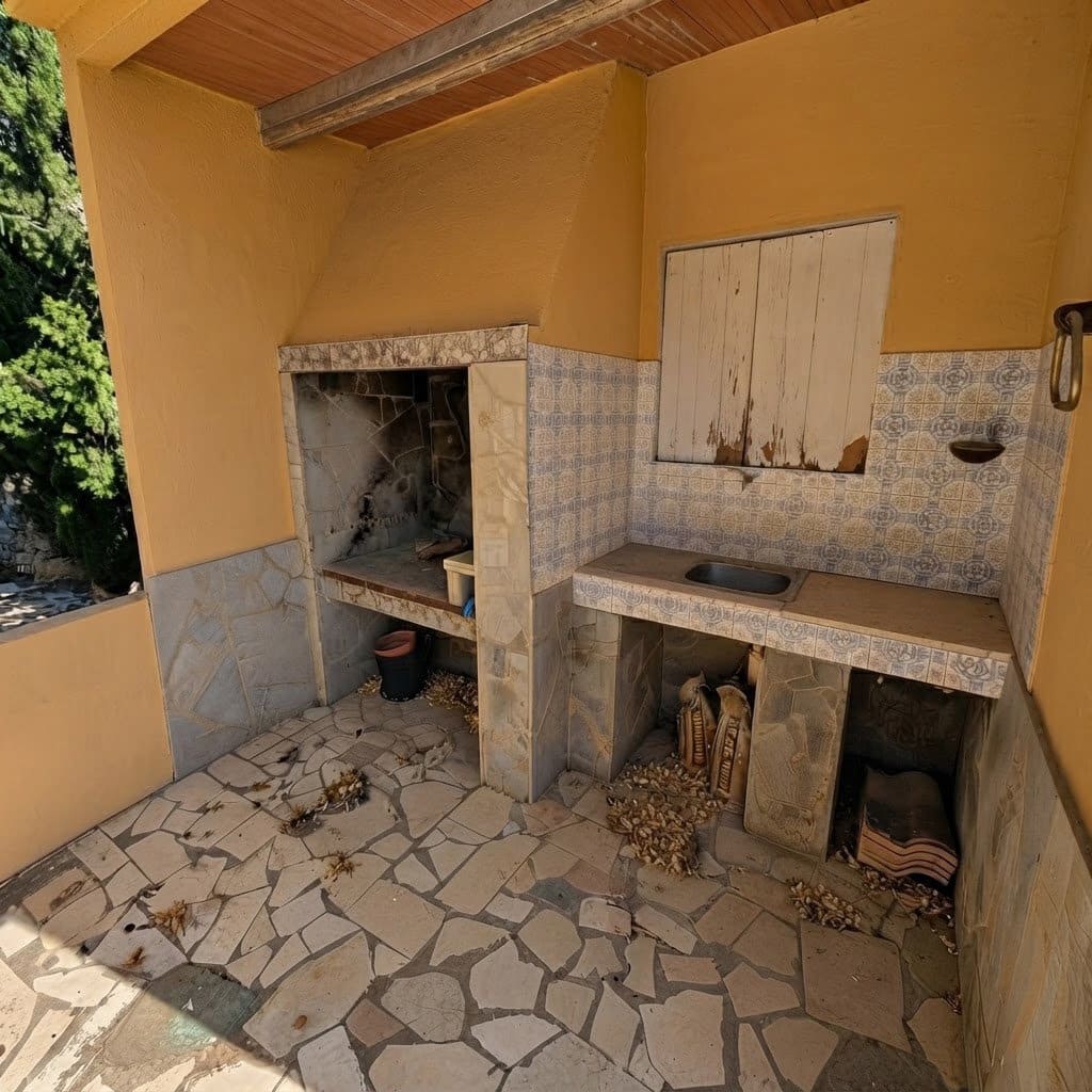 3 bedroom Finca/Country House for sale in Sax with pool garage - € 197,000 (Ref: 10138775)