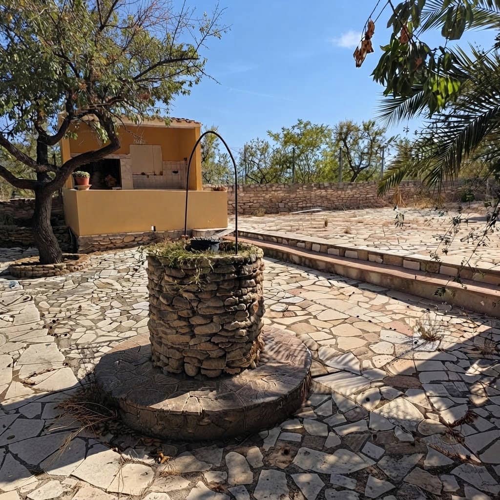 3 bedroom Finca/Country House for sale in Sax with pool garage - € 197,000 (Ref: 10138775)