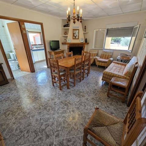 3 quarto Quinta/Casa Rural para venda em Sax com piscina garagem - 197 000 € (Ref: 10138775)