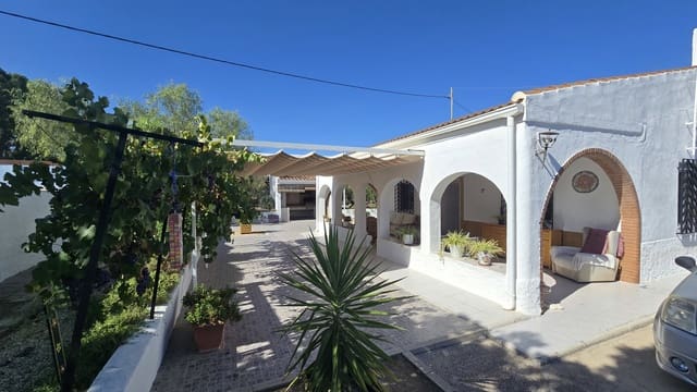 5 bedroom Finca/Country House for sale in Sax with pool garage - € 275,000 (Ref: 10154068)