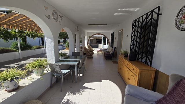 5 bedroom Finca/Country House for sale in Sax with pool garage - € 275,000 (Ref: 10154068)
