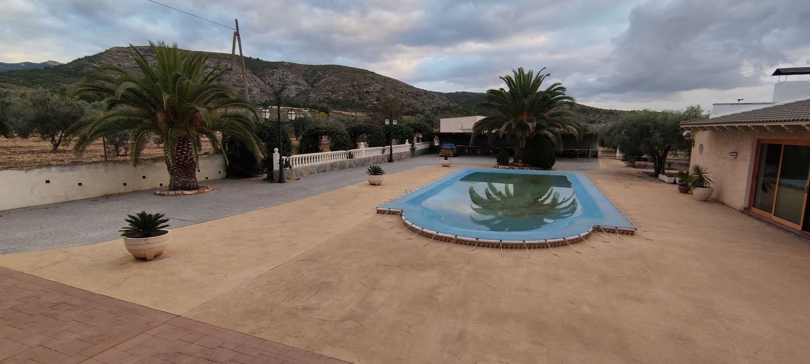 5 sovrum Finca/Hus på landet till salu i Sax med pool garage - 368 000 € (Ref: 6598527)
