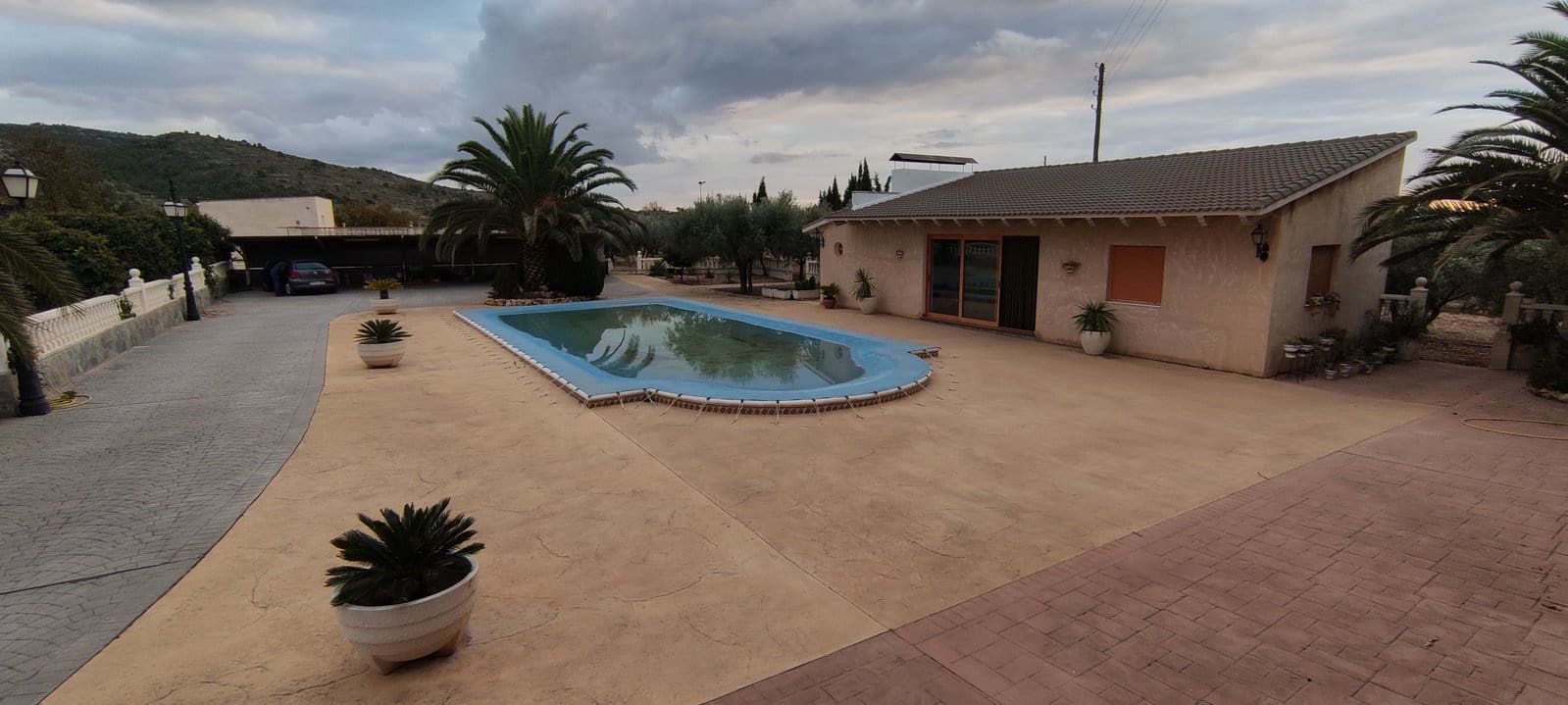 5 sovrum Finca/Hus på landet till salu i Sax med pool garage - 368 000 € (Ref: 6598527)