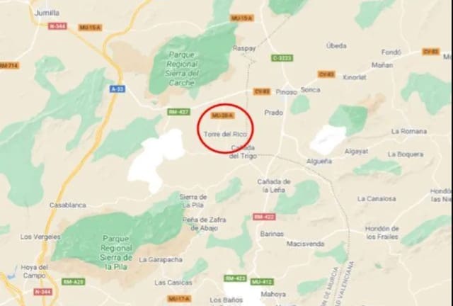 3 slaapkamer Villa te koop in Torre del Rico, Jumilla met zwembad - € 242.000 (Ref: 6899039)