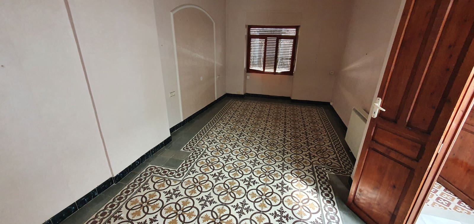 4 soveværelse Byhus til salg i Sax - € 110.000 (Ref: 6900759)