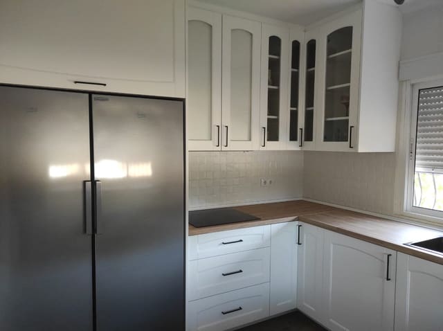 6 slaapkamer Villa te koop in Sax met zwembad - € 460.000 (Ref: 7348214)